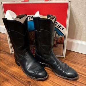 Justin Navy Blue Leather Cowgirl Boots (size 6)